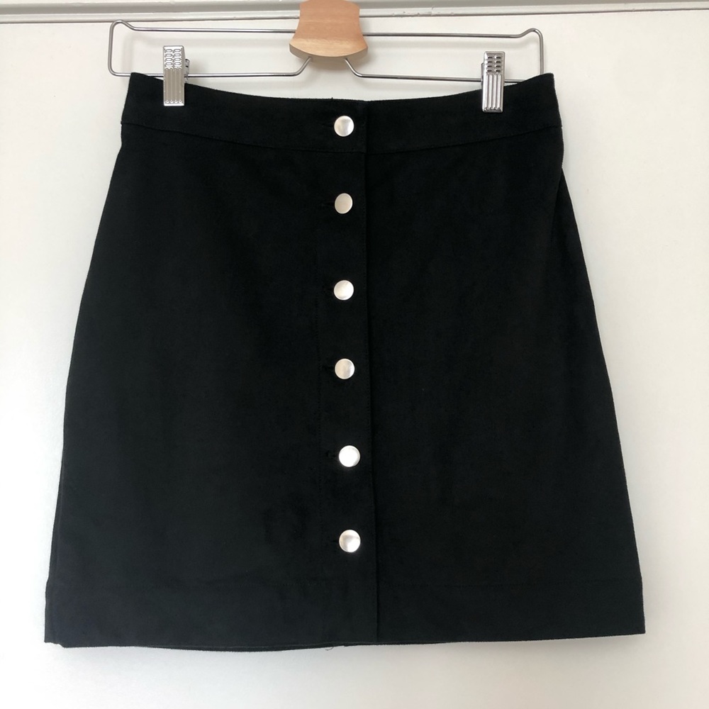 H&M velvet bottom shirt